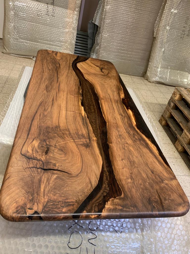 Epoxid Table 220 x 110 cm Massiv American Walnut CNC metallic brown