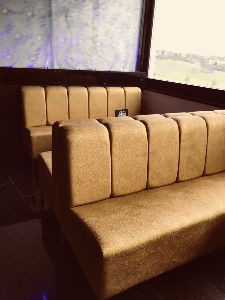 Lounge Banksystem "Butterfly" in zweier Gruppierung